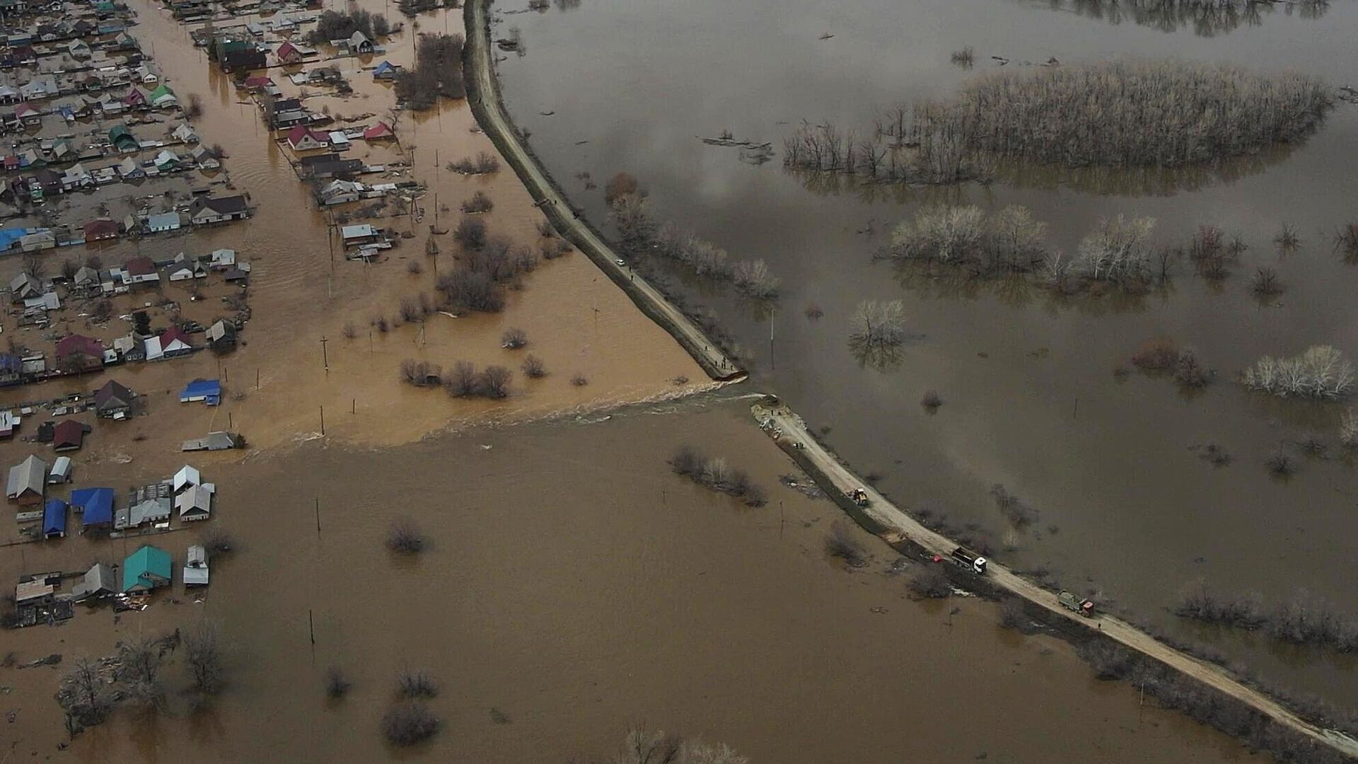 ����� 700 ���������� �������� ������� �����