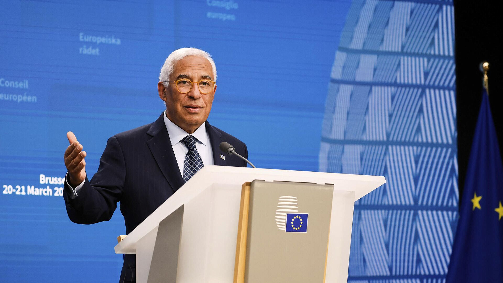 Глава Евросовета призвал продолжать санкционное давление на Россию Глава Евросовета призвал продолжать санкционное давление на Россию