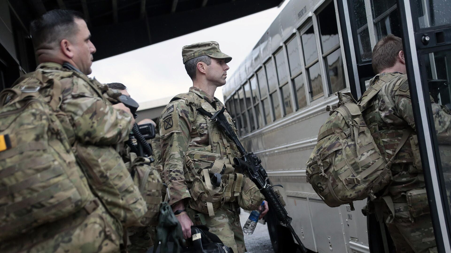 Арабские страны могут потребовать ухода баз США из региона, считает эксперт