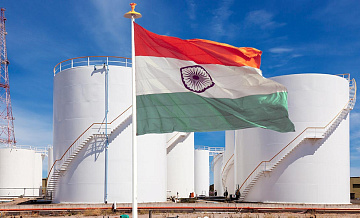 Индийские банки прекращают проводить операции по закупке российской нефти выше «потолочных» цен