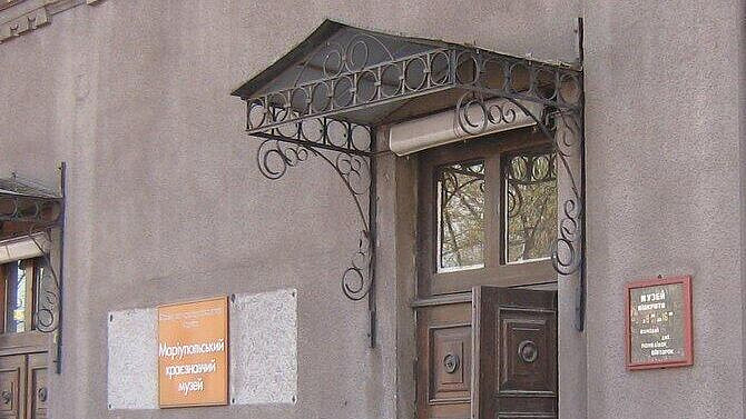 Хранитель Мариупольского музея обвинил ВСУ в краже ценных экспонатов