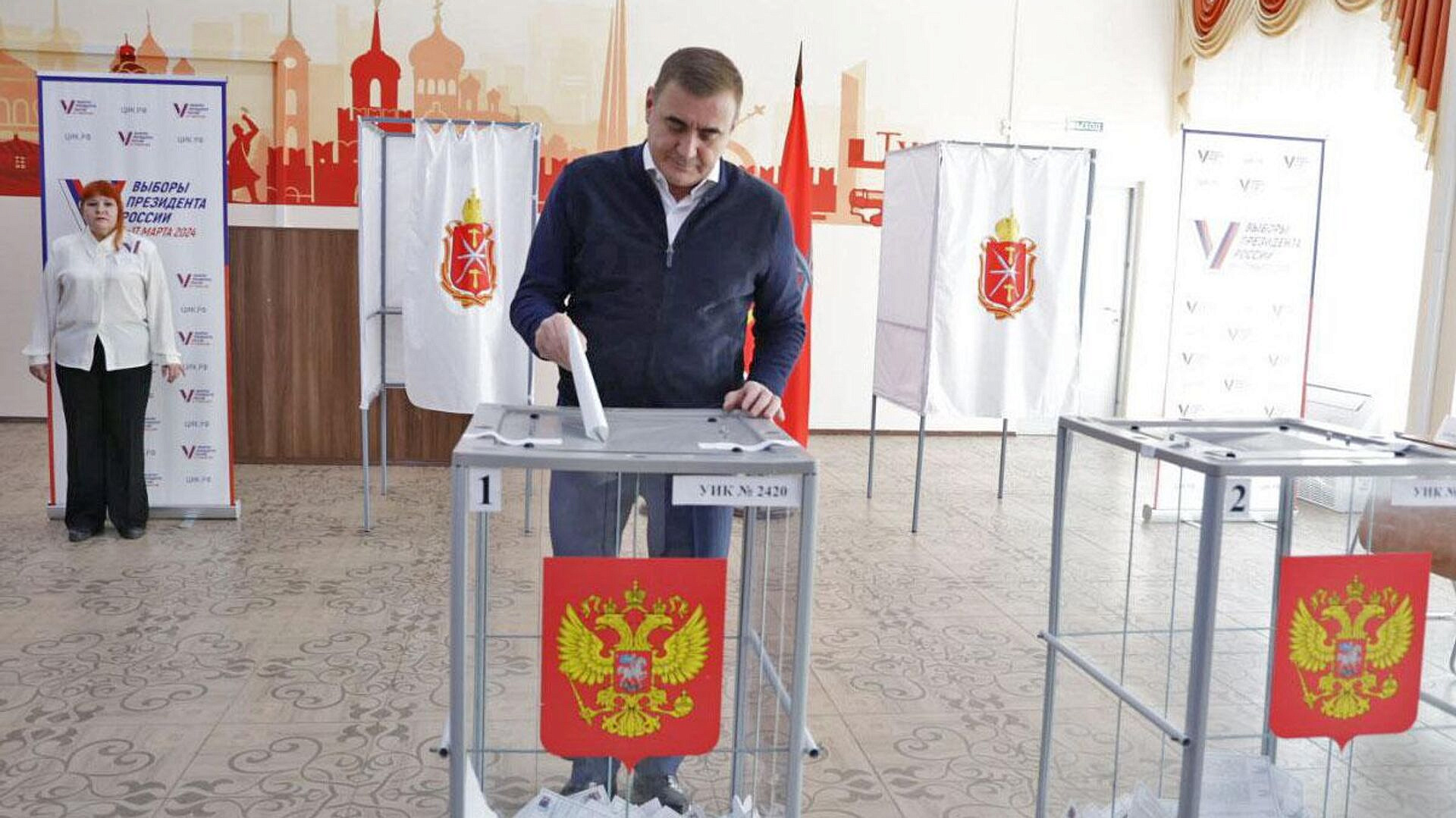 Тульский губернатор проголосовал на выборах президента России