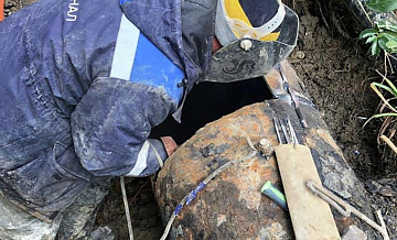 В Сочи провели эвакуацию из 56 гаражей, поврежденных оползнем