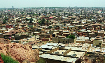 В Нигерии утонули 13 человек, пытаясь спастись от вооруженных людей