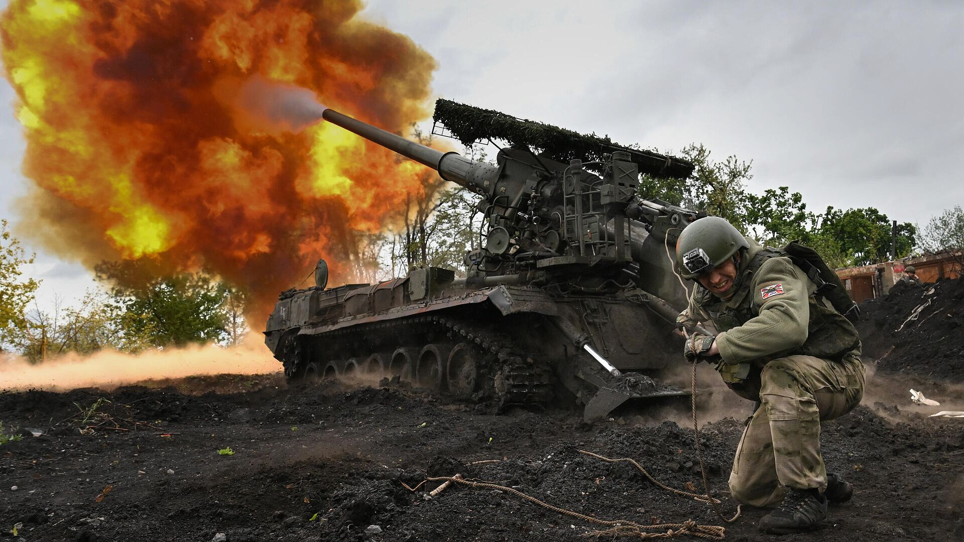 Бойцы "Южной" группировки уничтожили бронемашину ВСУ в ДНР