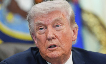 СМИ: Трамп пообещал массовое помилование чиновников до конца срока