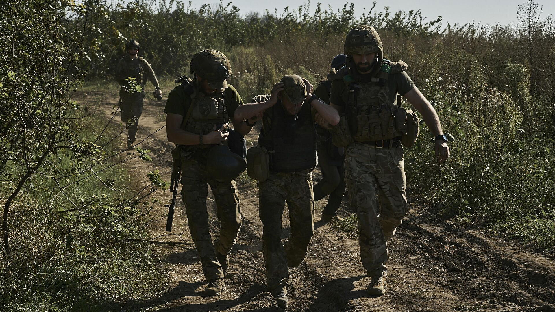 Боррель предложит ЕС усилить подготовку украинских военных