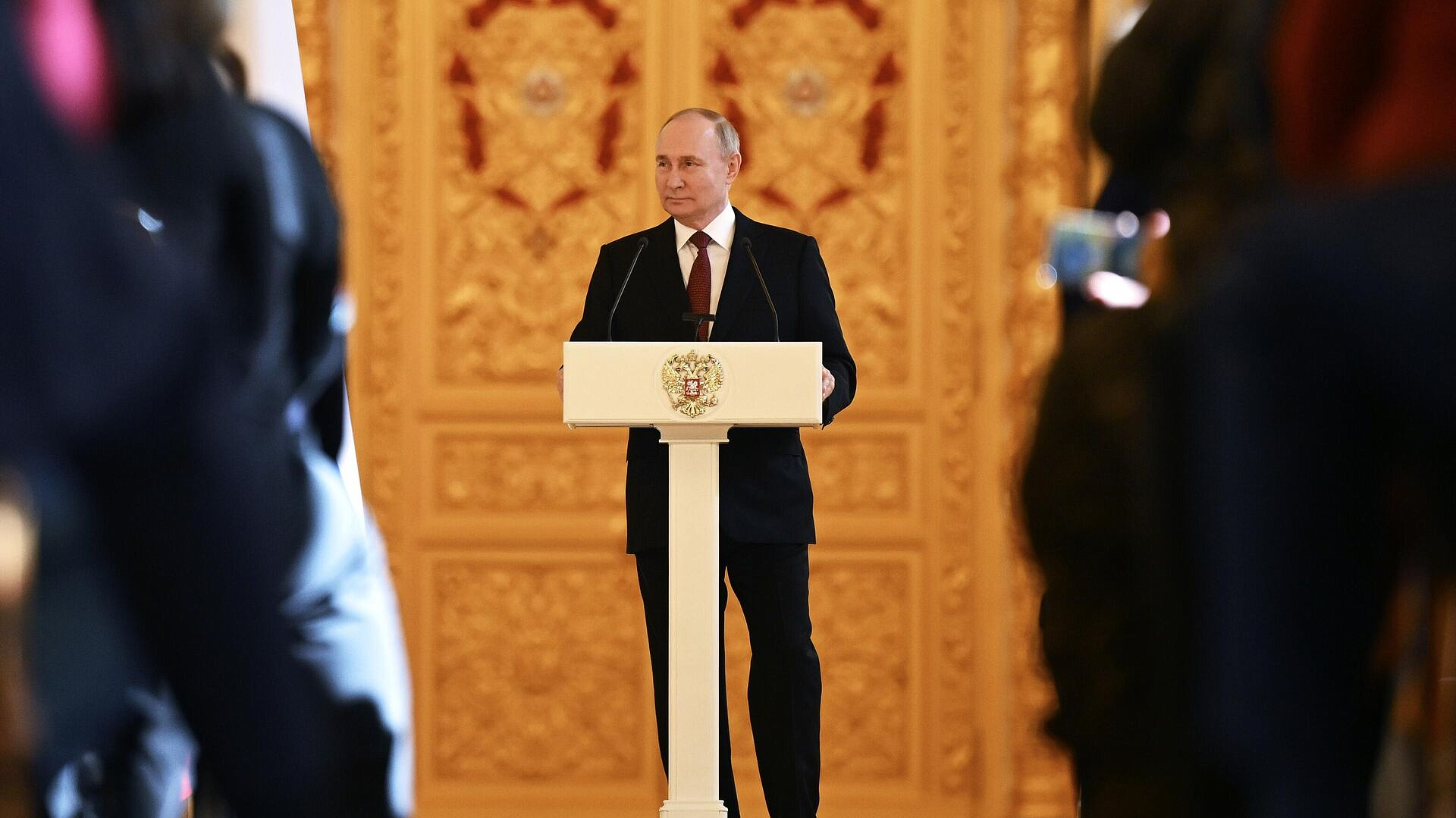 Путин дал установку на строительство новой России, заявил Рогов