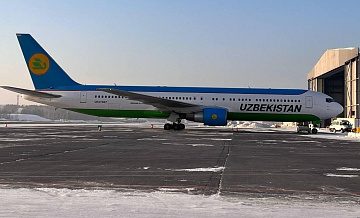 Cевший в Красноярске самолет Uzbekistan Airways заменят на резервный борт
