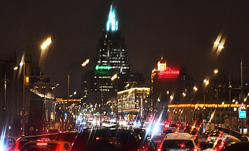 На юге Садового кольца, где загорелась машина, частично открыли движение