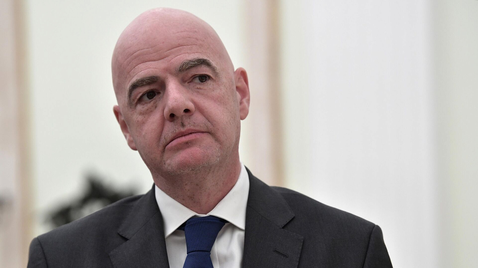 На Украине запаниковали после заявления Инфантино по отстранению россиян