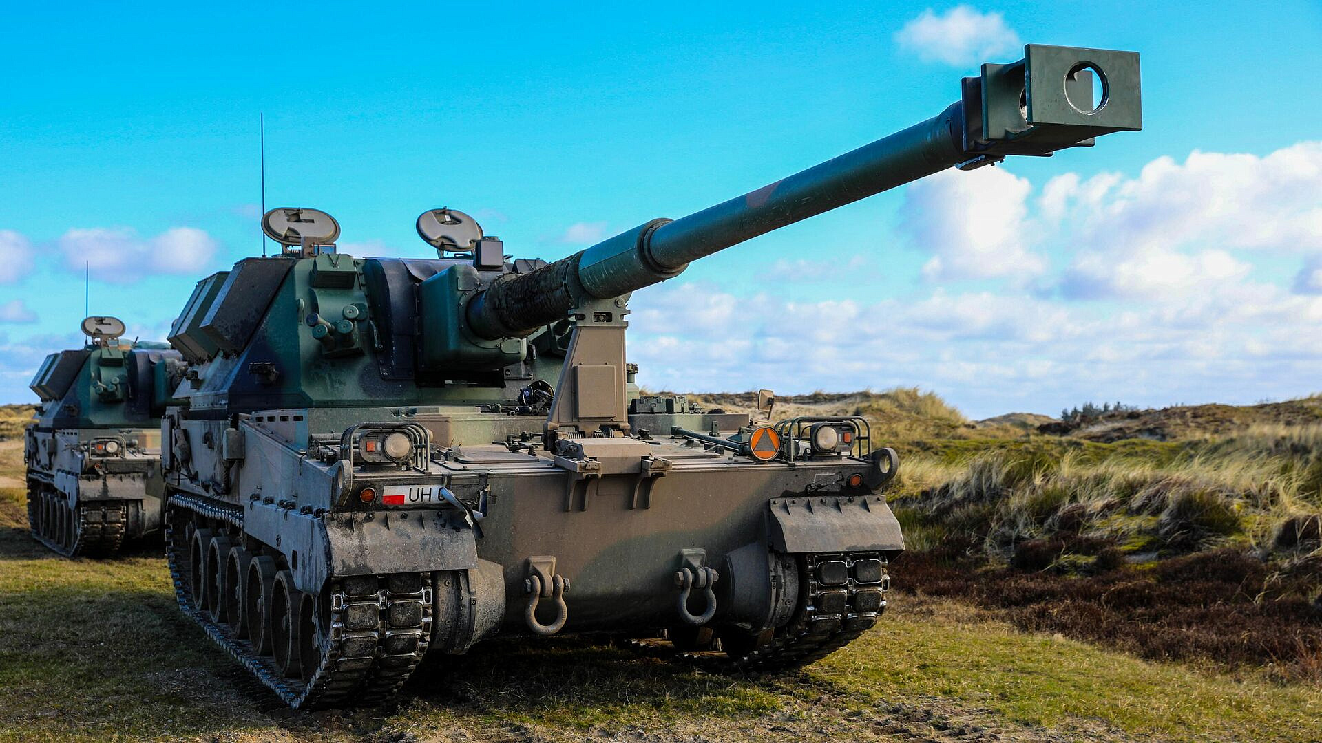 Польша за время конфликта поставила Украине более 300 танков и 586 БТР