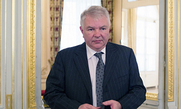 Посол прокомментировал слова Макрона о необходимости диалога с Россией