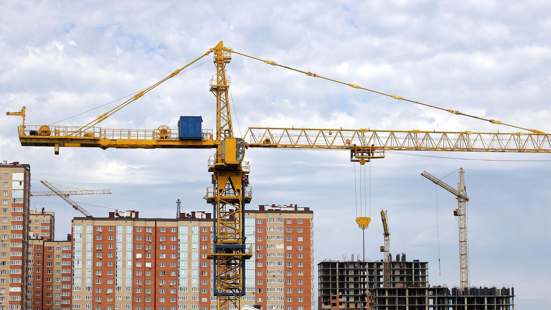 � ����������� ������� ����� ��������� ��������� �������� � �������������