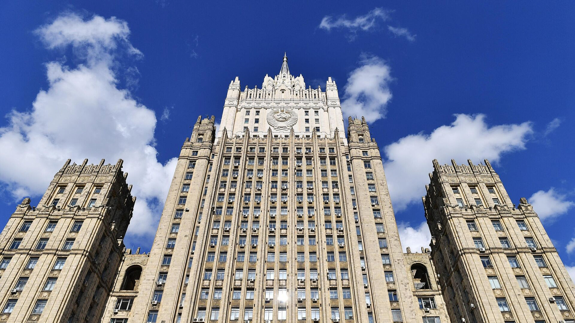 В МИД назвали причины кризиса в ЕС