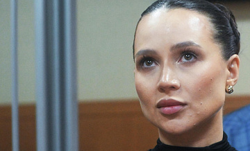 У блогера Лерчек, которой провели химиотерапию, начал слепнуть глаз