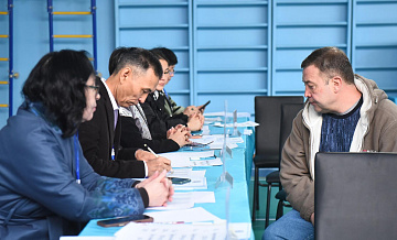 Явка на референдуме в Казахстане к 12:00 мск составила 51,93 процента