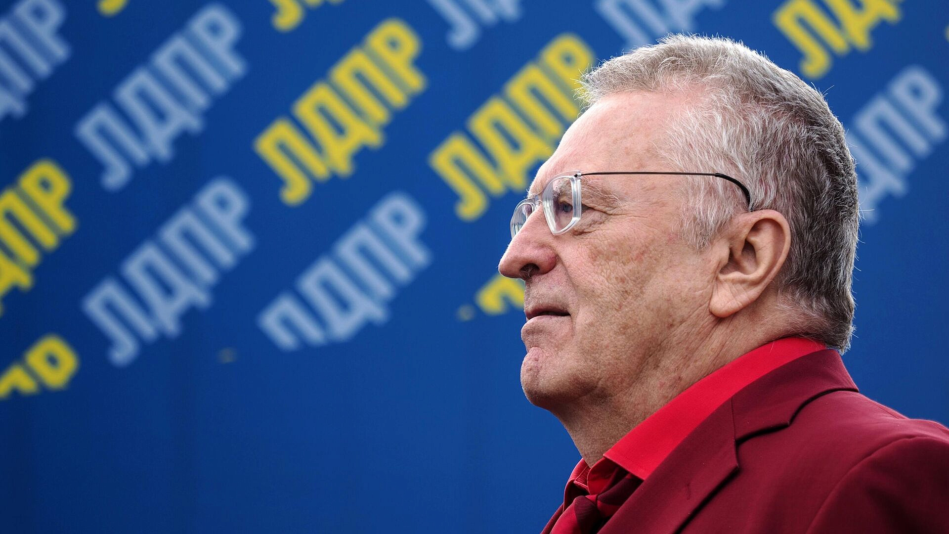 "Не принимает чужая земля": в Сети вспомнили призыв Жириновского к Дурову