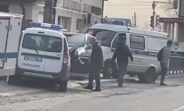 В Воронеже ищут мужчину, метнувшего предмет в кафе