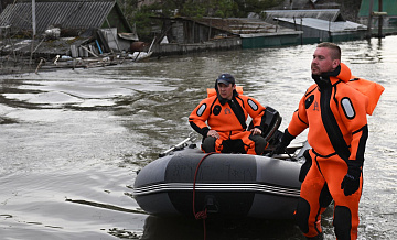 Жители Кетово рассказали о спаде уровня воды в селе