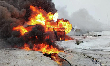 Число пострадавших при пожаре на автозаправке под Сургутом выросло до двух