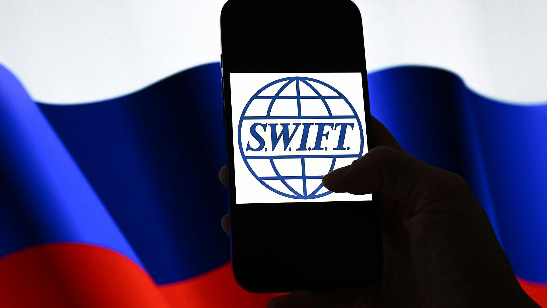 Карасин ответил на вопрос о сроках подключения российских банков к SWIFT Карасин ответил на вопрос о сроках подключения российских банков к SWIFT