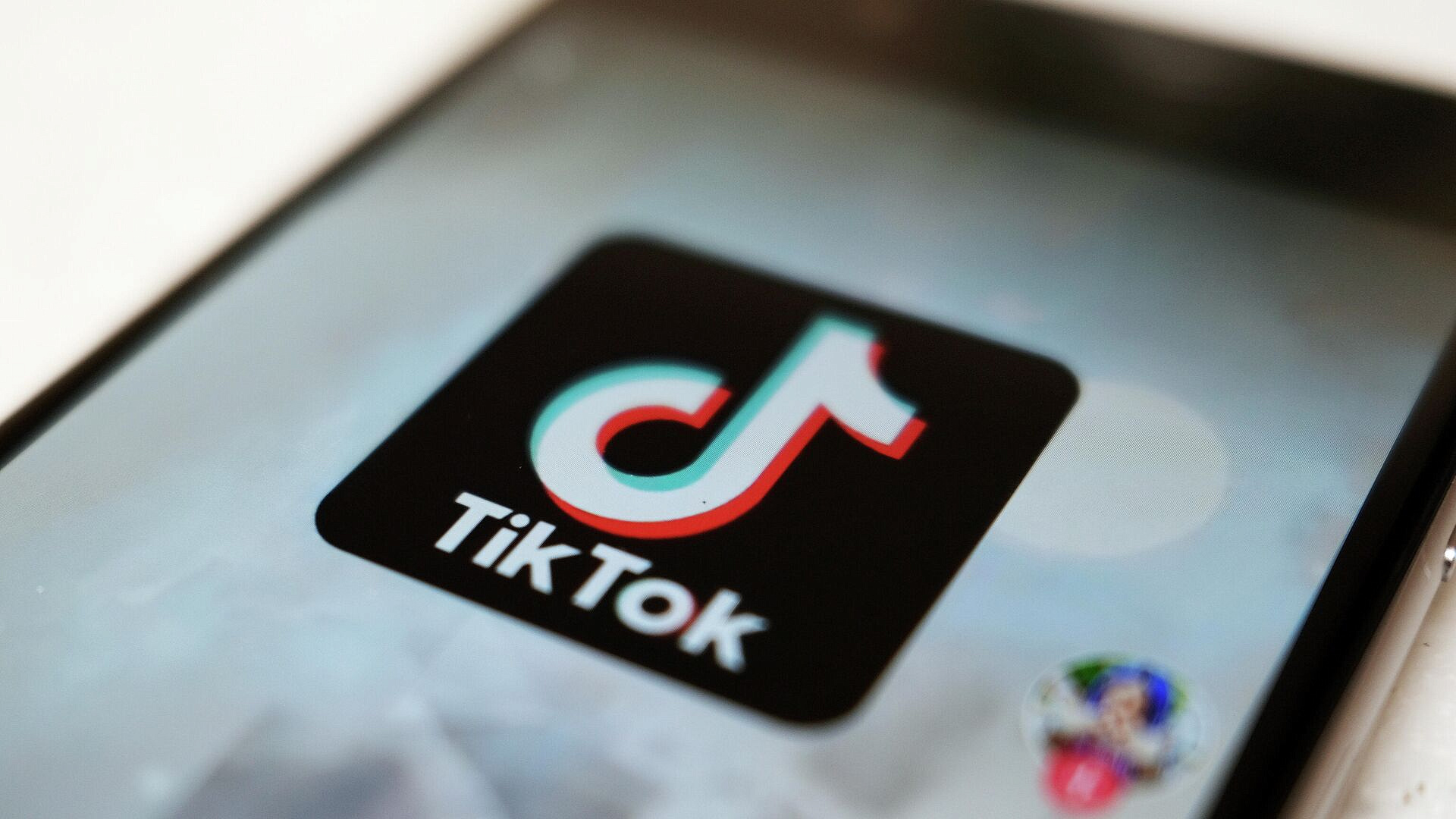 :      TikTok  