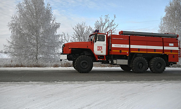 В Ставропольском крае грузовик загорелся на ходу