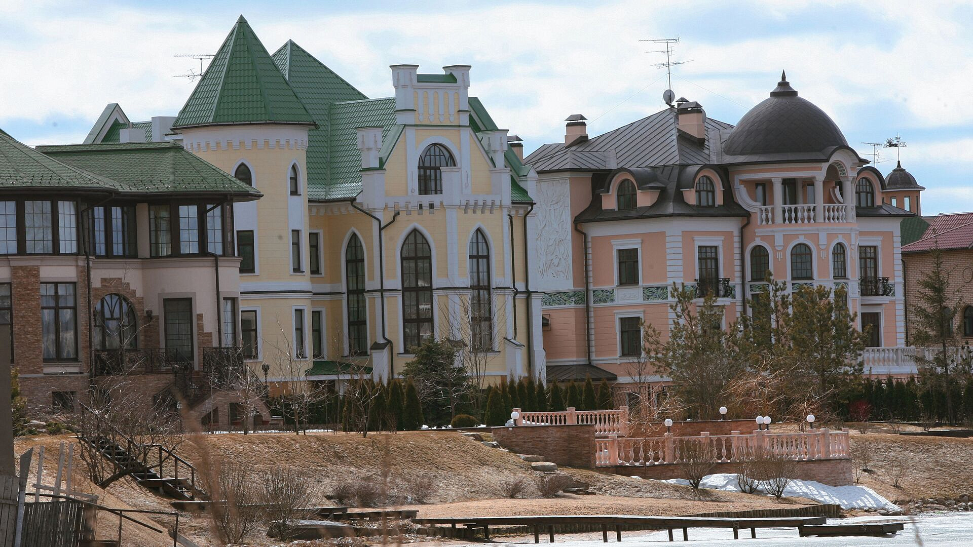 В Госдуме рассказали о новых правилах строительства индивидуальных домов