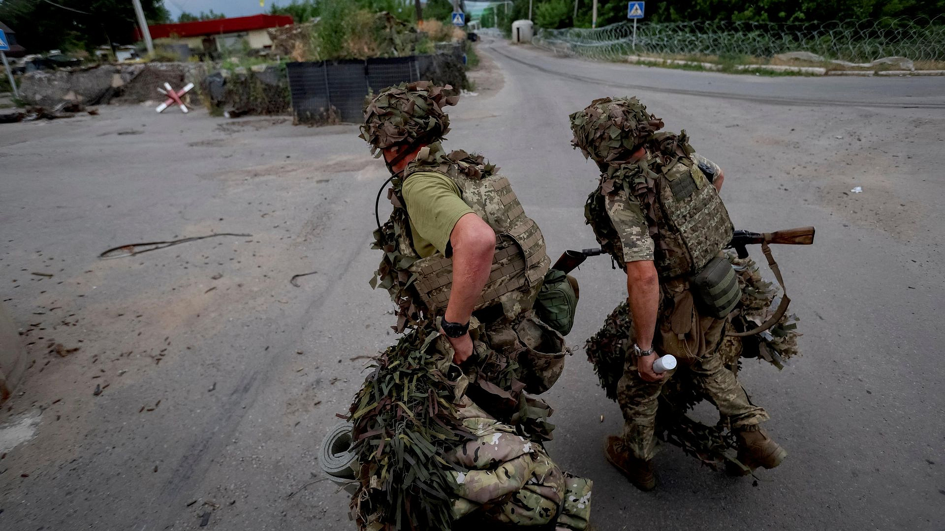 Российские военные обнаружили на позициях ВСУ зарубежные лекарства от ВИЧ