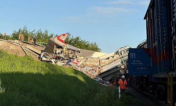Петербург предложил Брянску помощь после ЧП с поездом