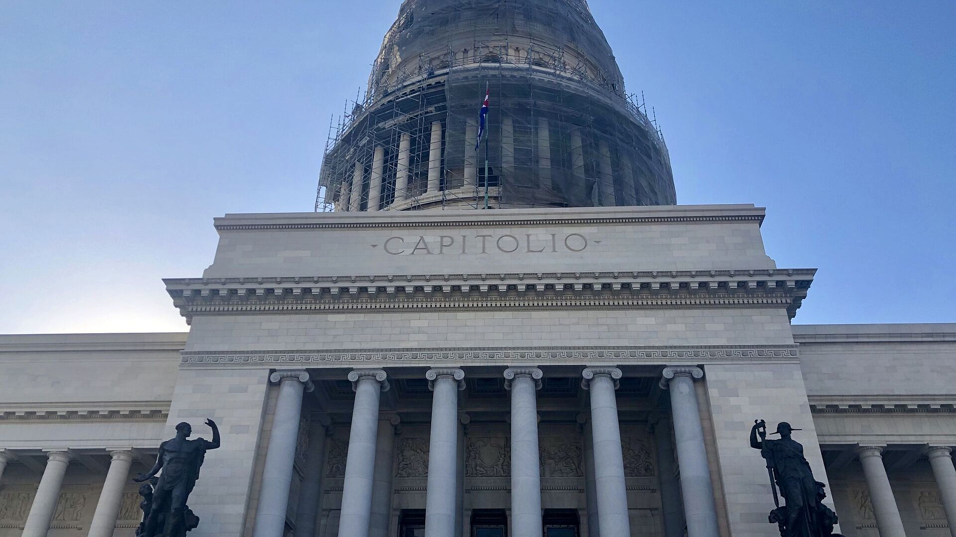 Чили намерена оказать гуманитарную помощь Кубе 