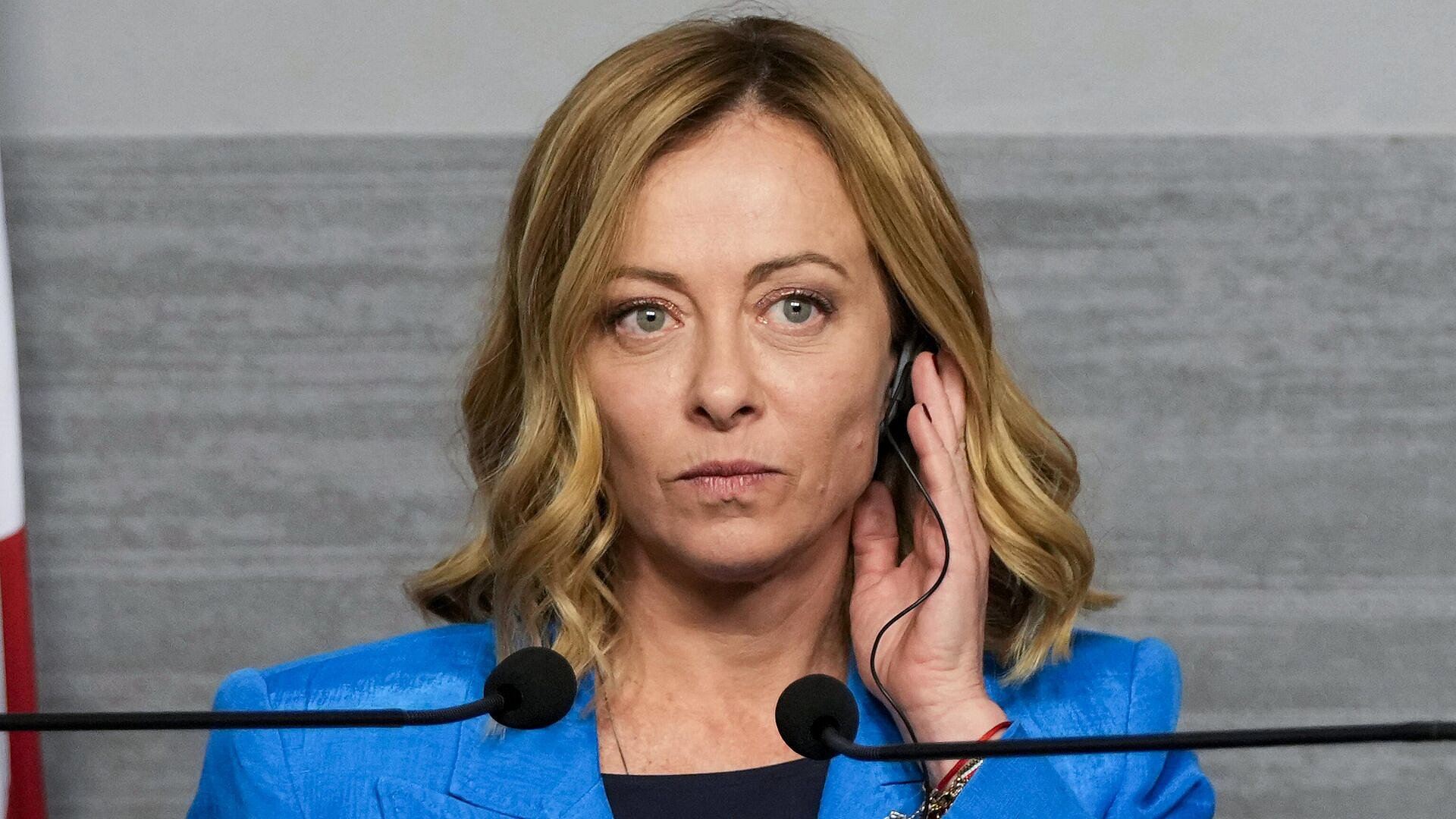 Епархия Рима удивилась нарисованному декоратором "лику" премьера Италии