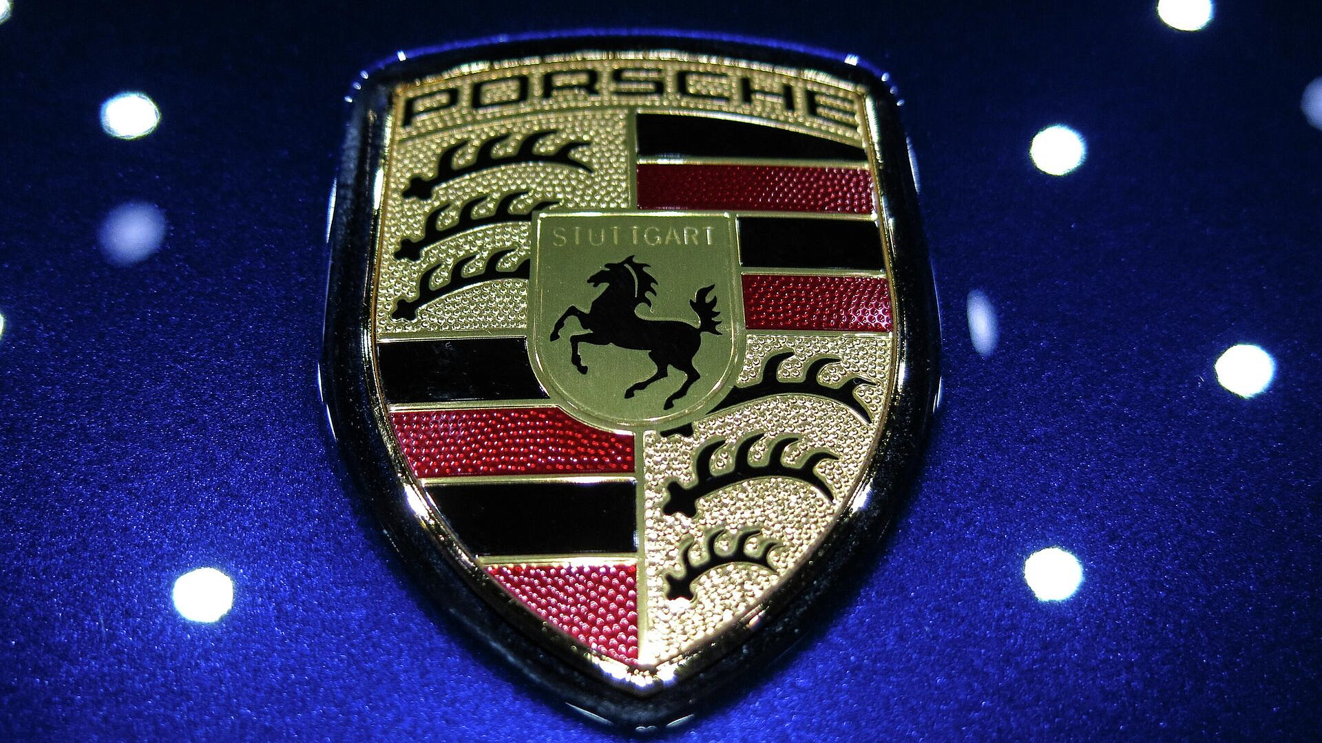 ����������� Porsche ������������ � �����������