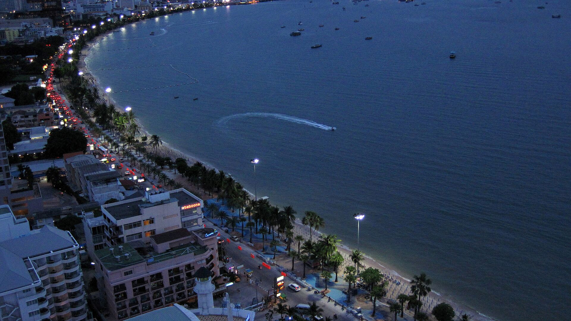 В Таиланде россиянин погиб при падении с 16 этажа отеля