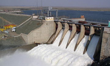 Сброс воды с Ириклинского водохранилища вновь уменьшили