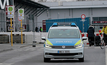 Над аэропортом Берлина обнаружили неизвестный объект, пишут СМИ