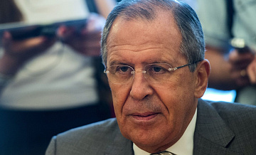 Киев должен получить мандат на мирные переговоры, заявил Лавров