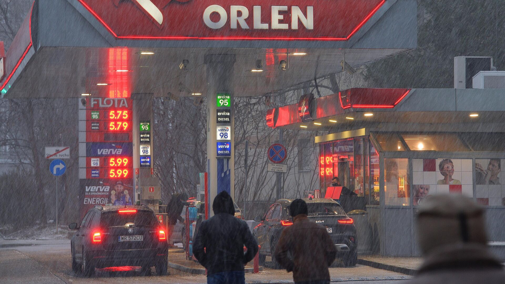 Эксперт предсказал Европе шоковые цены на бензин, газ и электроэнергию