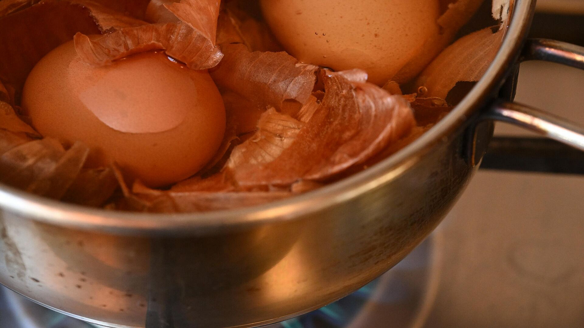 Россия вошла в топ-5 стран с самыми дешевыми яйцами на Пасху