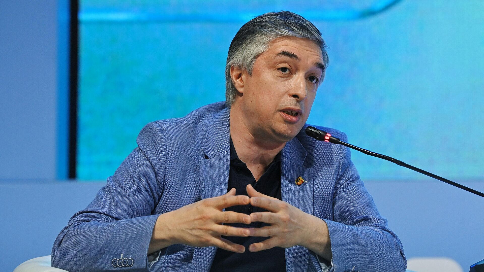 Счета экс-игрока "Что? Где? Когда?" Аскерова* заблокировали