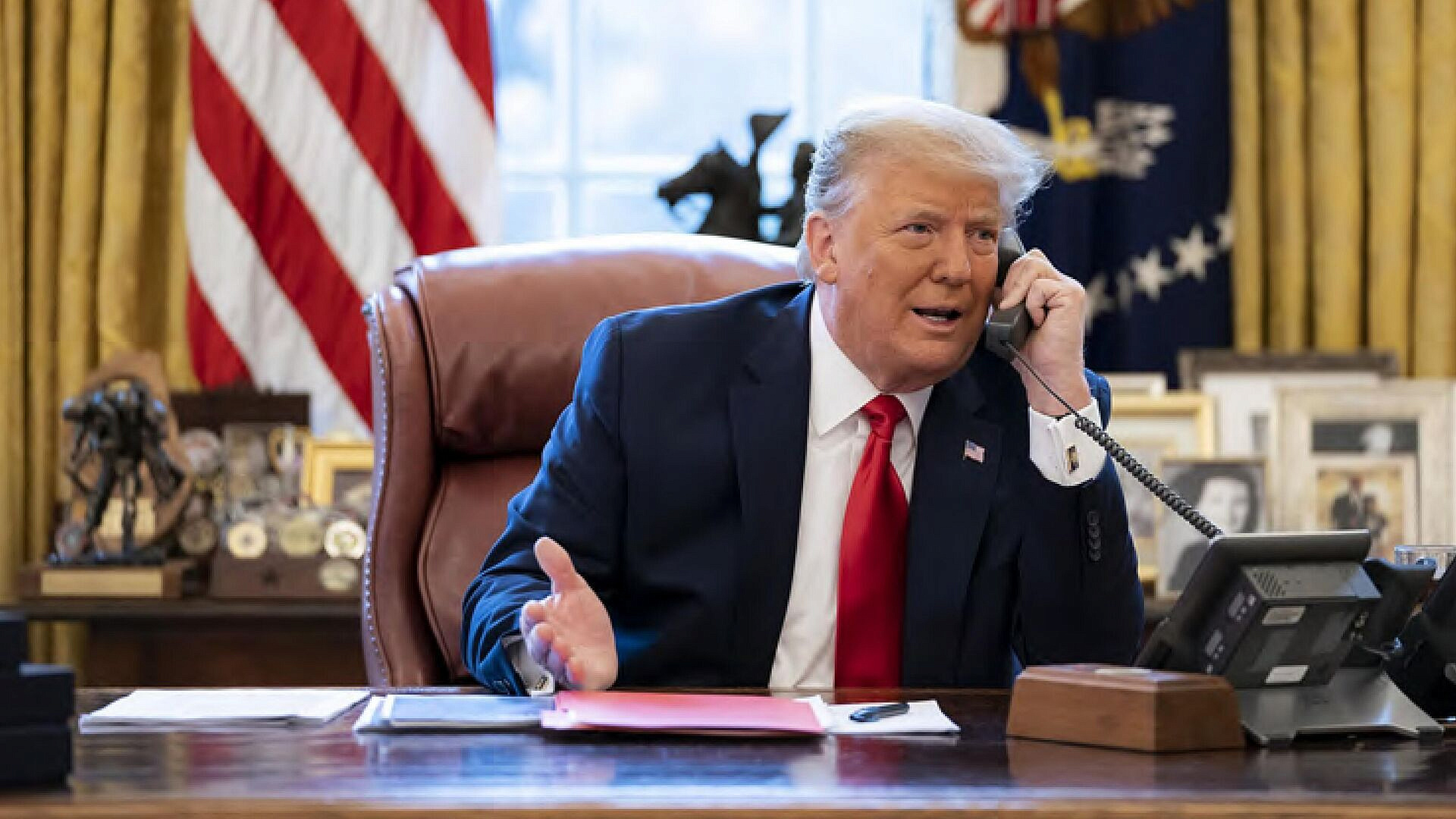 Премьер Канады провел телефонный разговор с Трампом