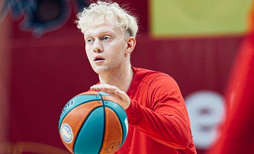 Возвращенный в Россию баскетболист Касаткин дебютировал за "Енисей"
