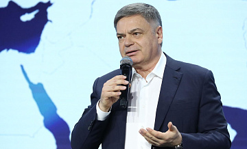 Основатель ГК "Дело" рассказал о разговоре с полицейским в ОАЭ