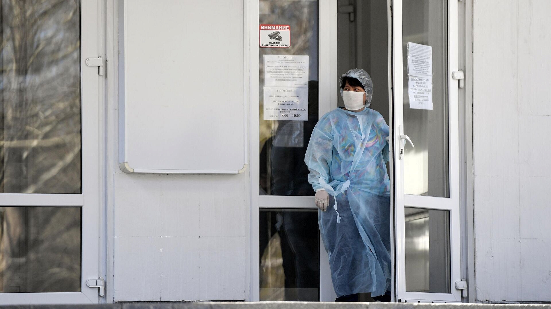 Эпидемиологические риски в мире будут только расти, заявила Попова