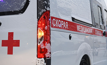 В Омске школьник погиб, упав в межлестничный проем с шестого этажа