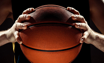 Баскетболисты ЦСКА обыграли УНИКС в финале турнира Basket Cup