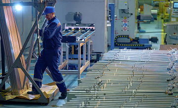 Ликсутов: объекты ОЭЗ "Технополис Москва" оснащаются лифтами КМЗ