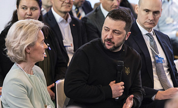 СМИ раскрыли, что произошло между фон дер Ляйен и Зеленским в Париже