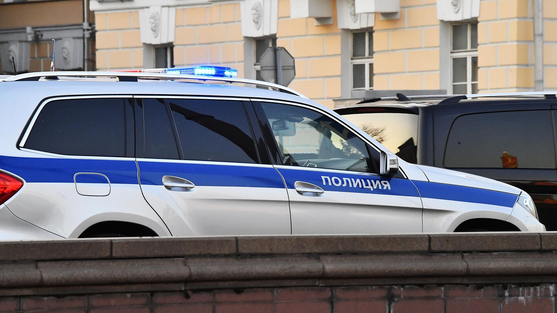 В Москве произошло ДТП с участием автомобиля и автобуса